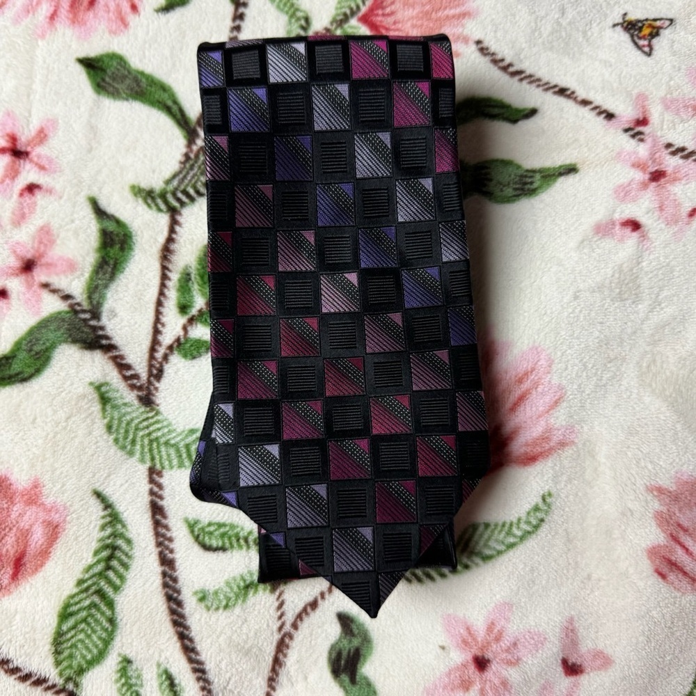 Croft & Barrow Black and Purple Checkered Tie